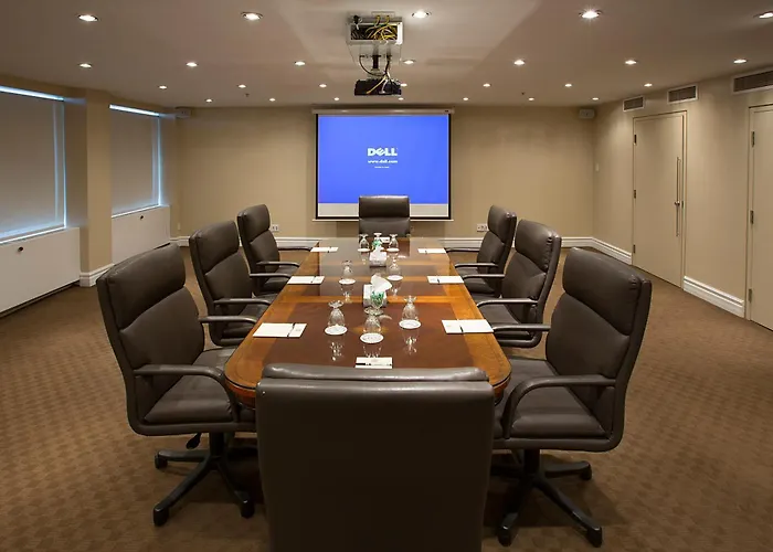 Le Cantlie SuitesHotel Montreal